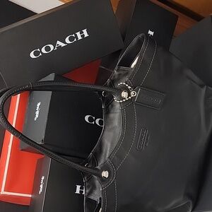 Coach Bleecker Legacy Weekend Tote BLK LTR